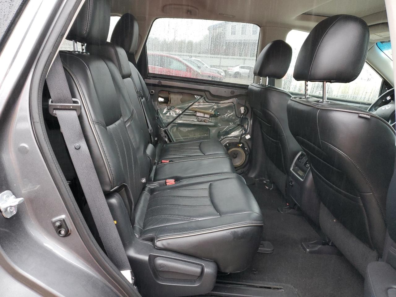 2015 Infiniti QX60 - Image 11