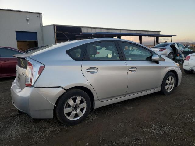  TOYOTA PRIUS 2012 Серебристый