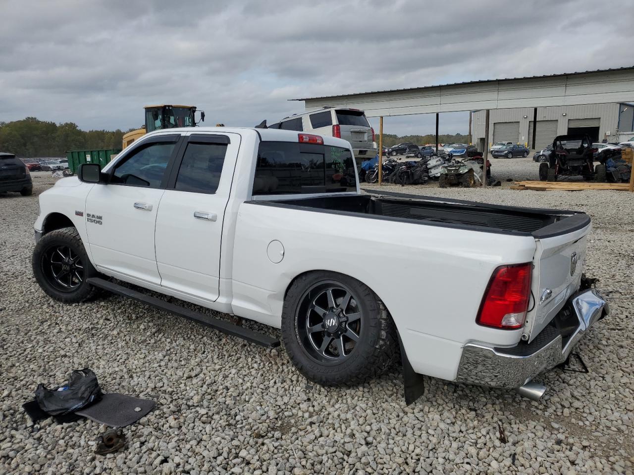2017 RAM 1500 - Image 2