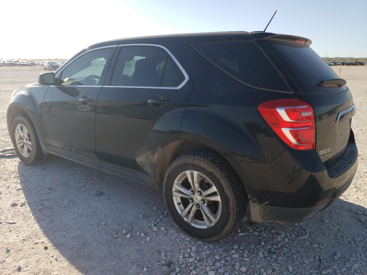 2017 Chevrolet Equinox - Image 2