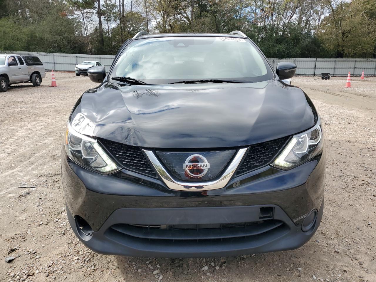 2019 Nissan Rogue - Image 5