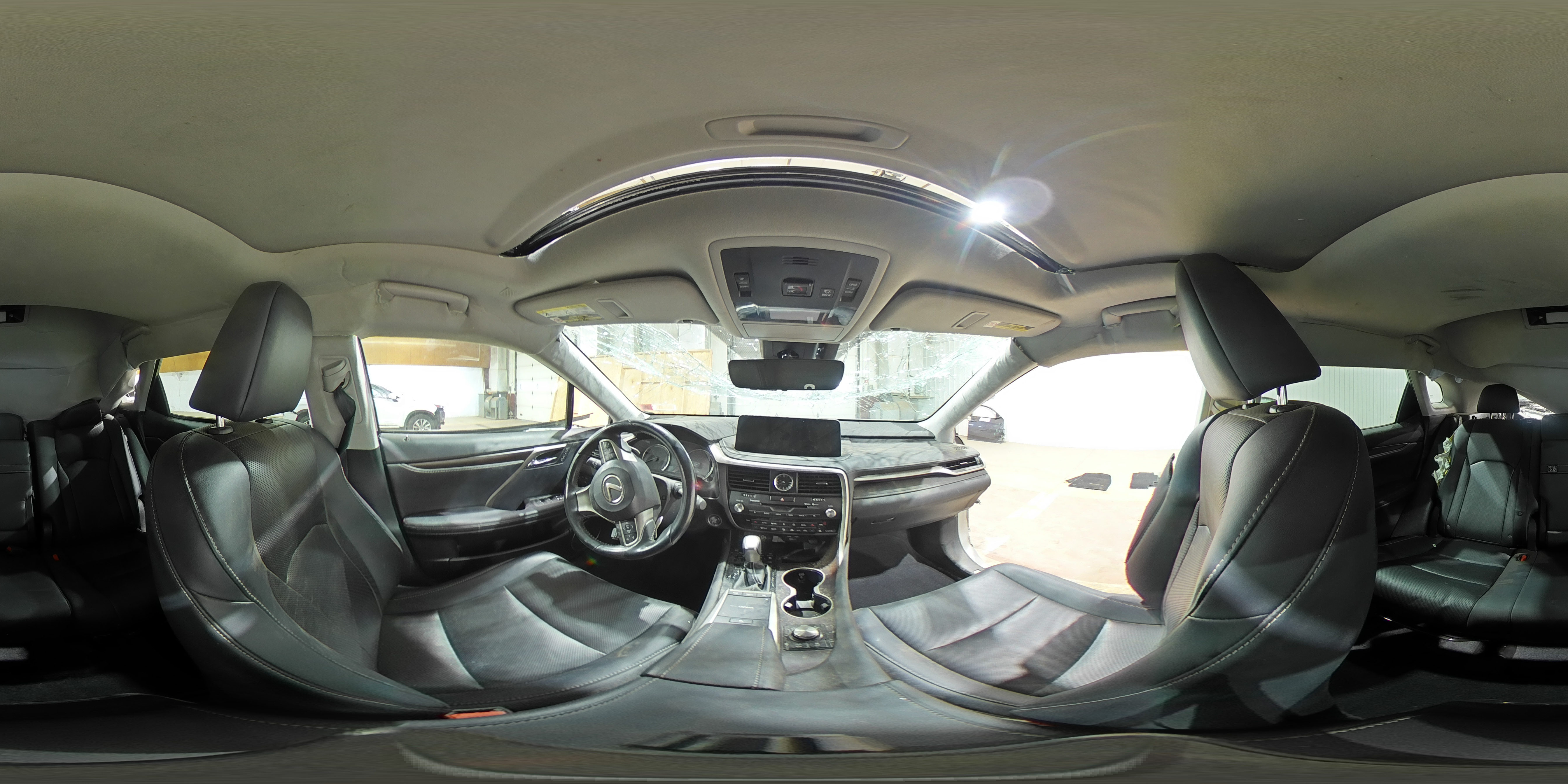 2021 Lexus RX - Image 16