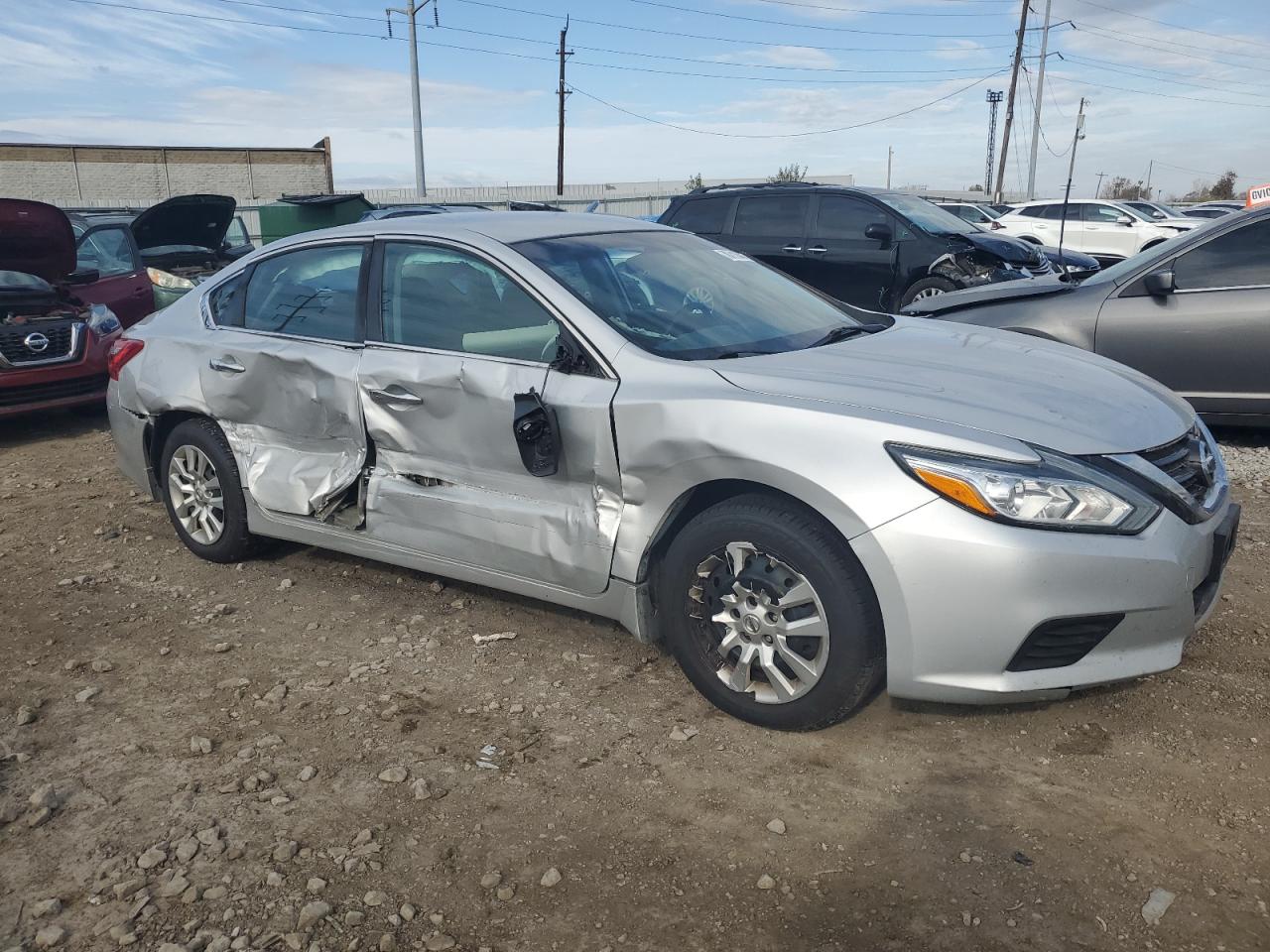 2016 Nissan Altima - Image 4