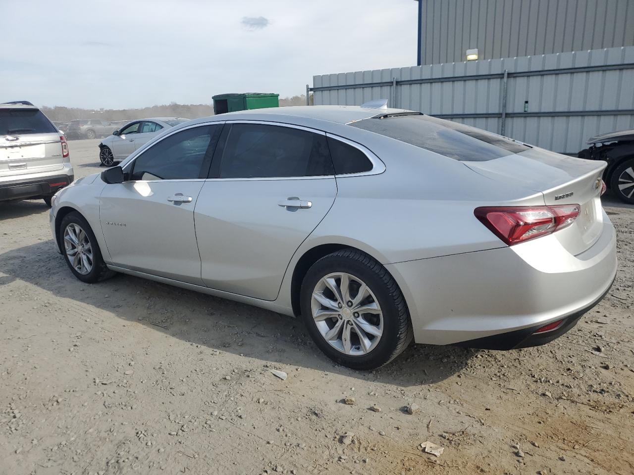 2020 Chevrolet Malibu - Image 2