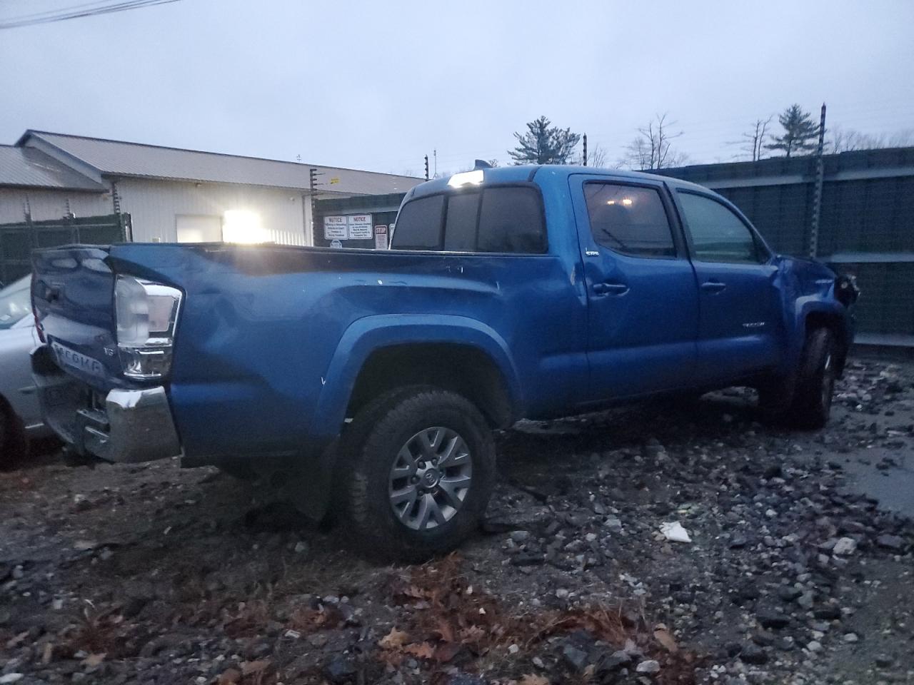 VIN 3TMDZ5BN1GM003445 2016 TOYOTA TACOMA no.3