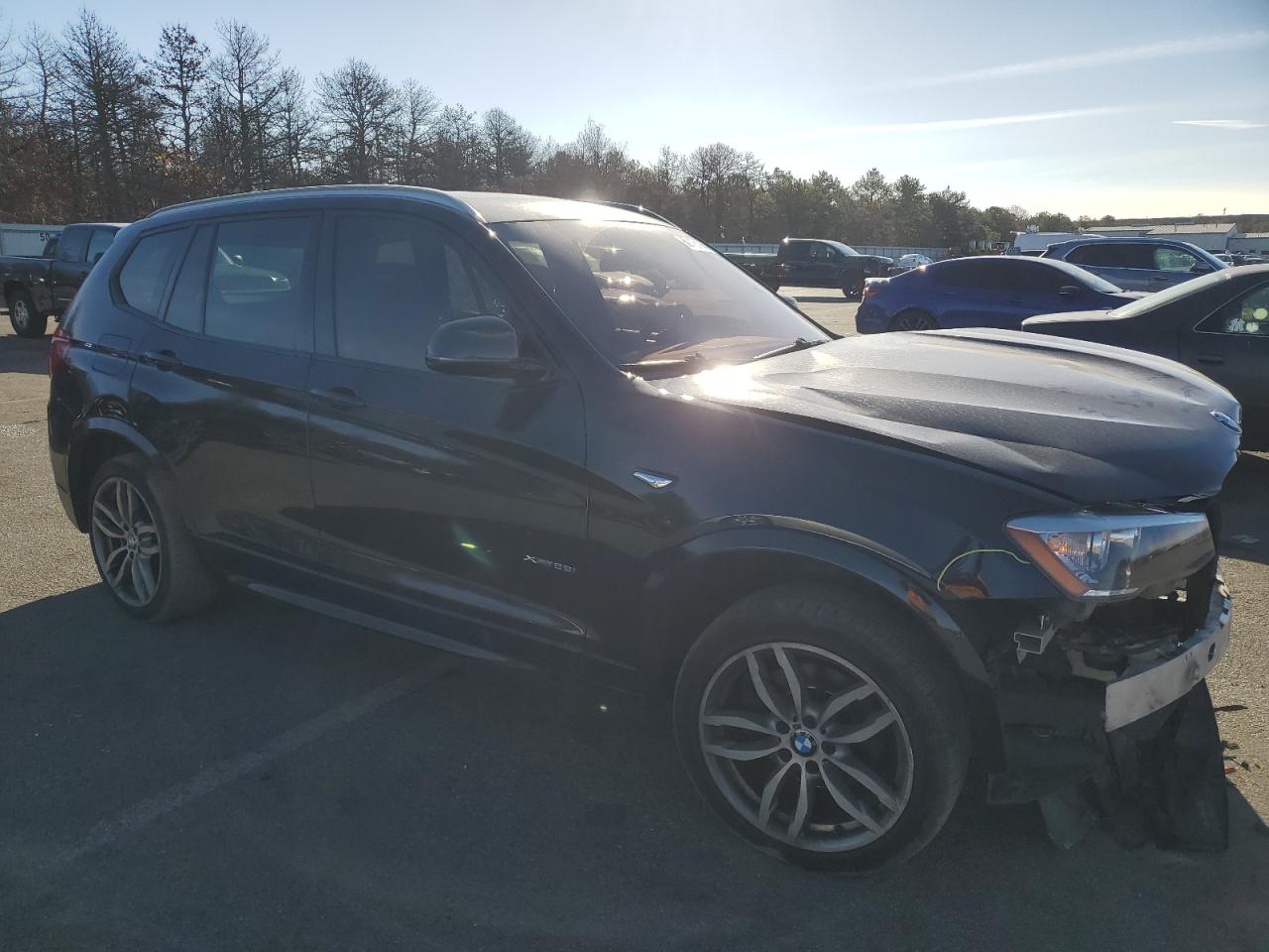 VIN 5UXWX9C52H0D97743 2017 BMW X3 no.4