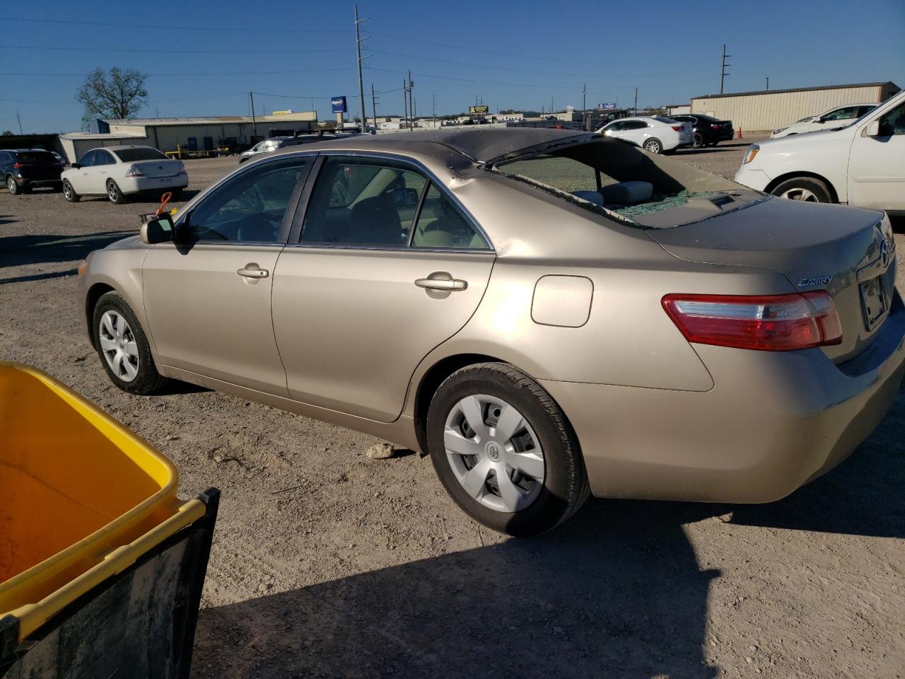 2009 Toyota Camry - Image 2