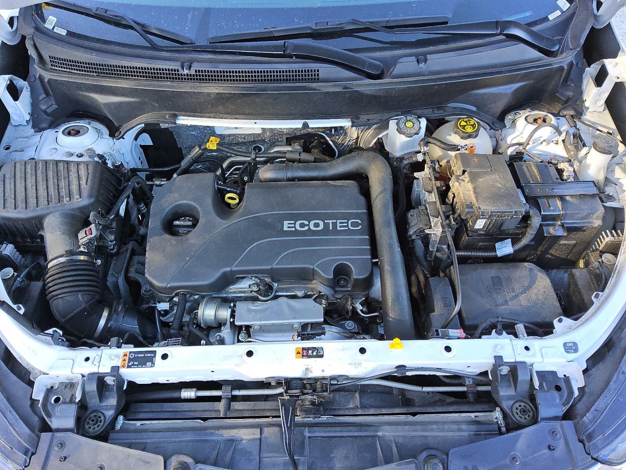 2022 Chevrolet Equinox - Image 12