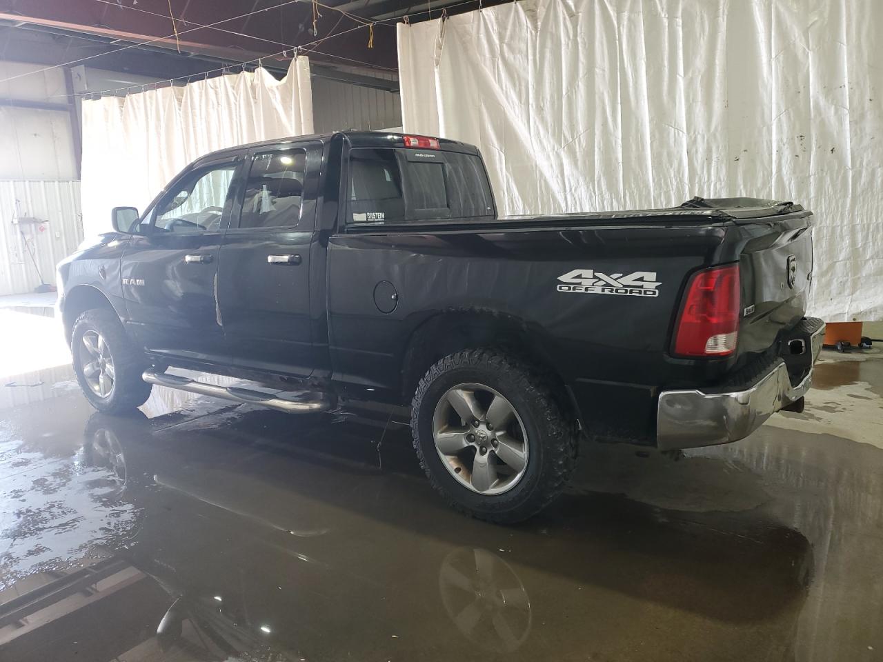 2013 RAM 1500 - Image 2