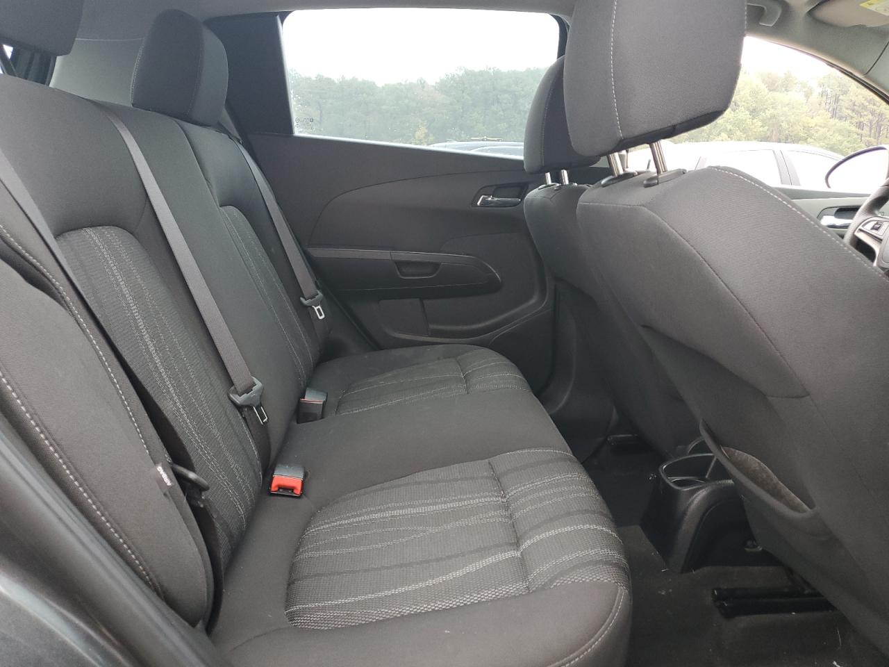 2016 Chevrolet Sonic - Image 11