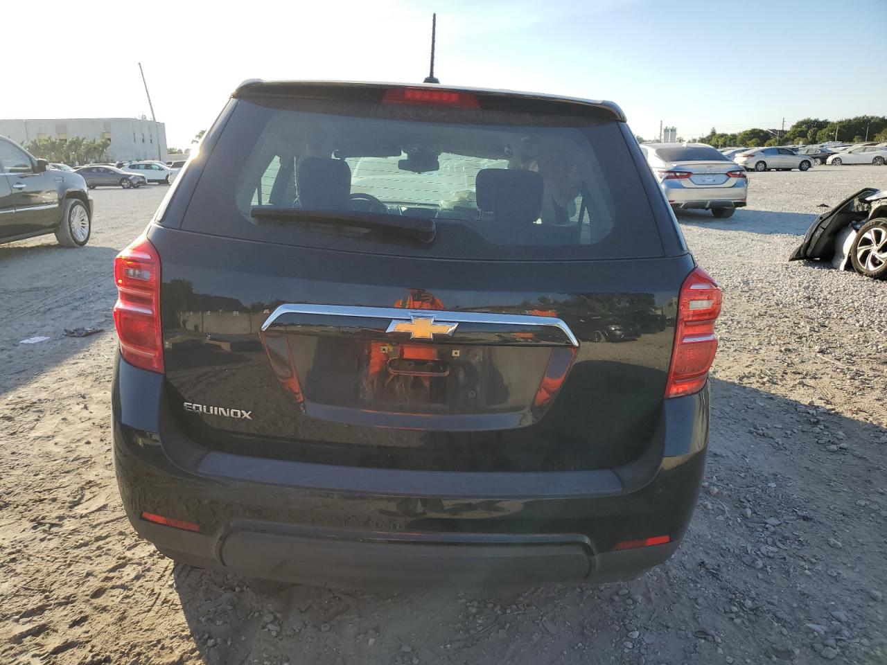 2017 Chevrolet Equinox - Image 6