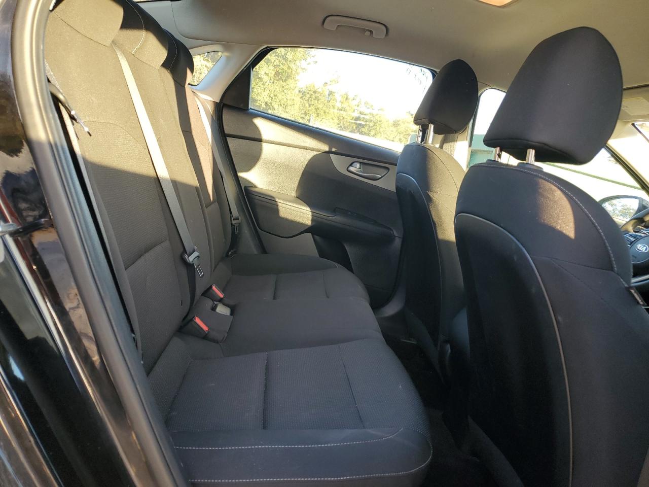 2021 Kia Forte - Image 10