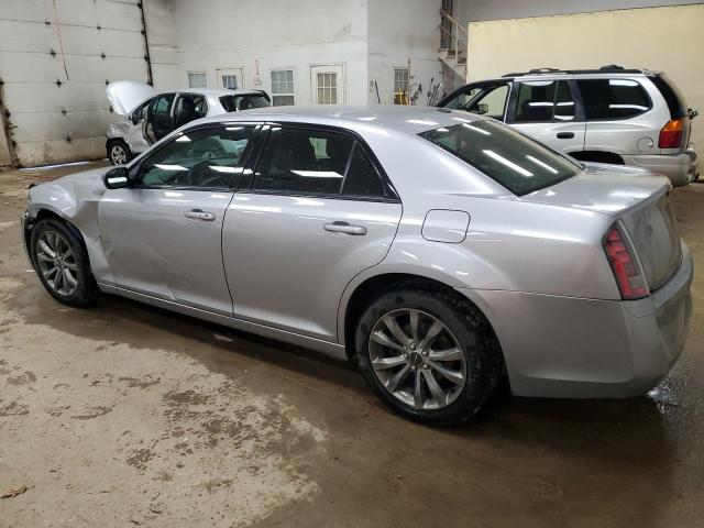  CHRYSLER 300 2014 Srebrny