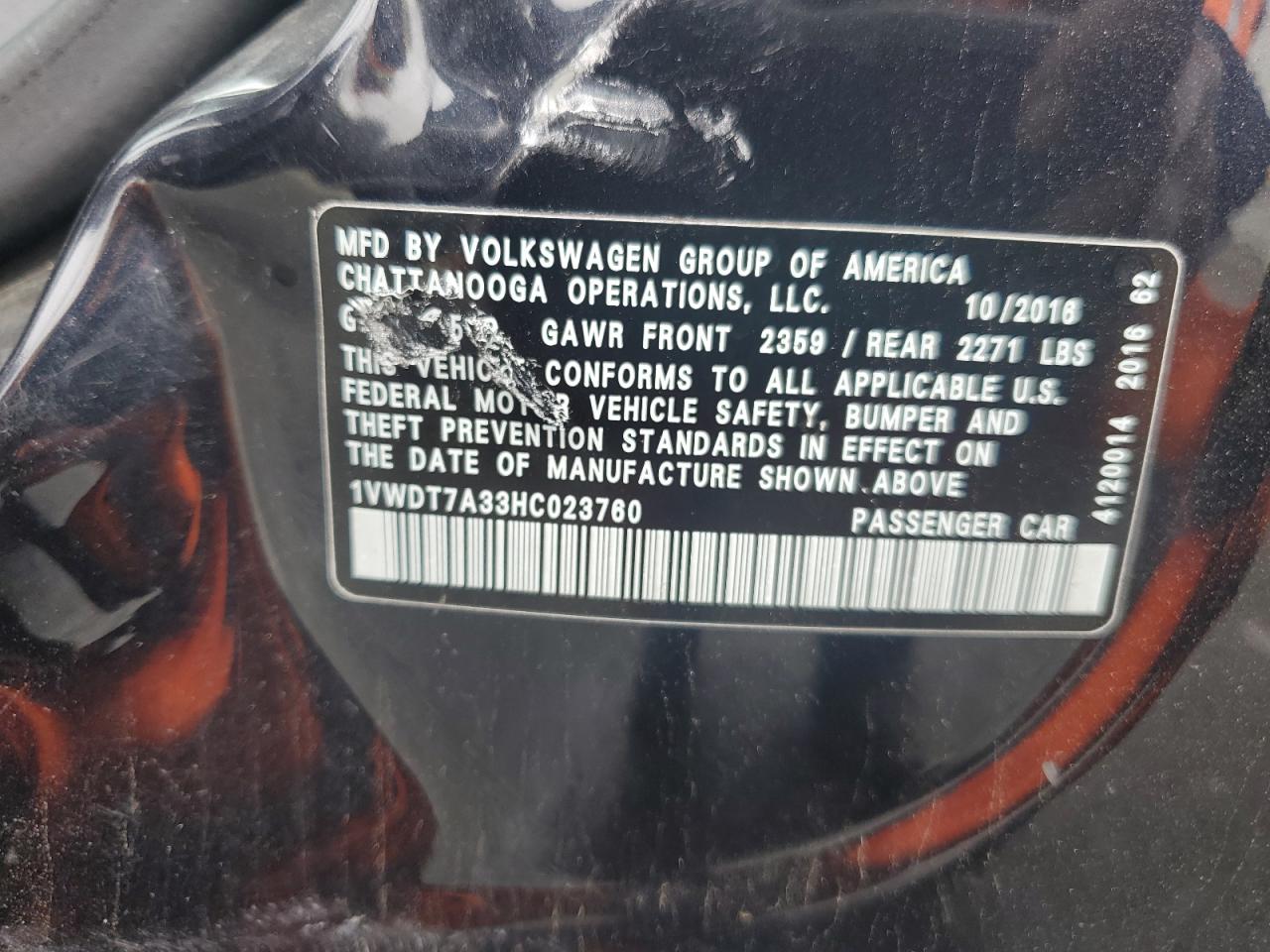 2017 Volkswagen Passat - Image 12