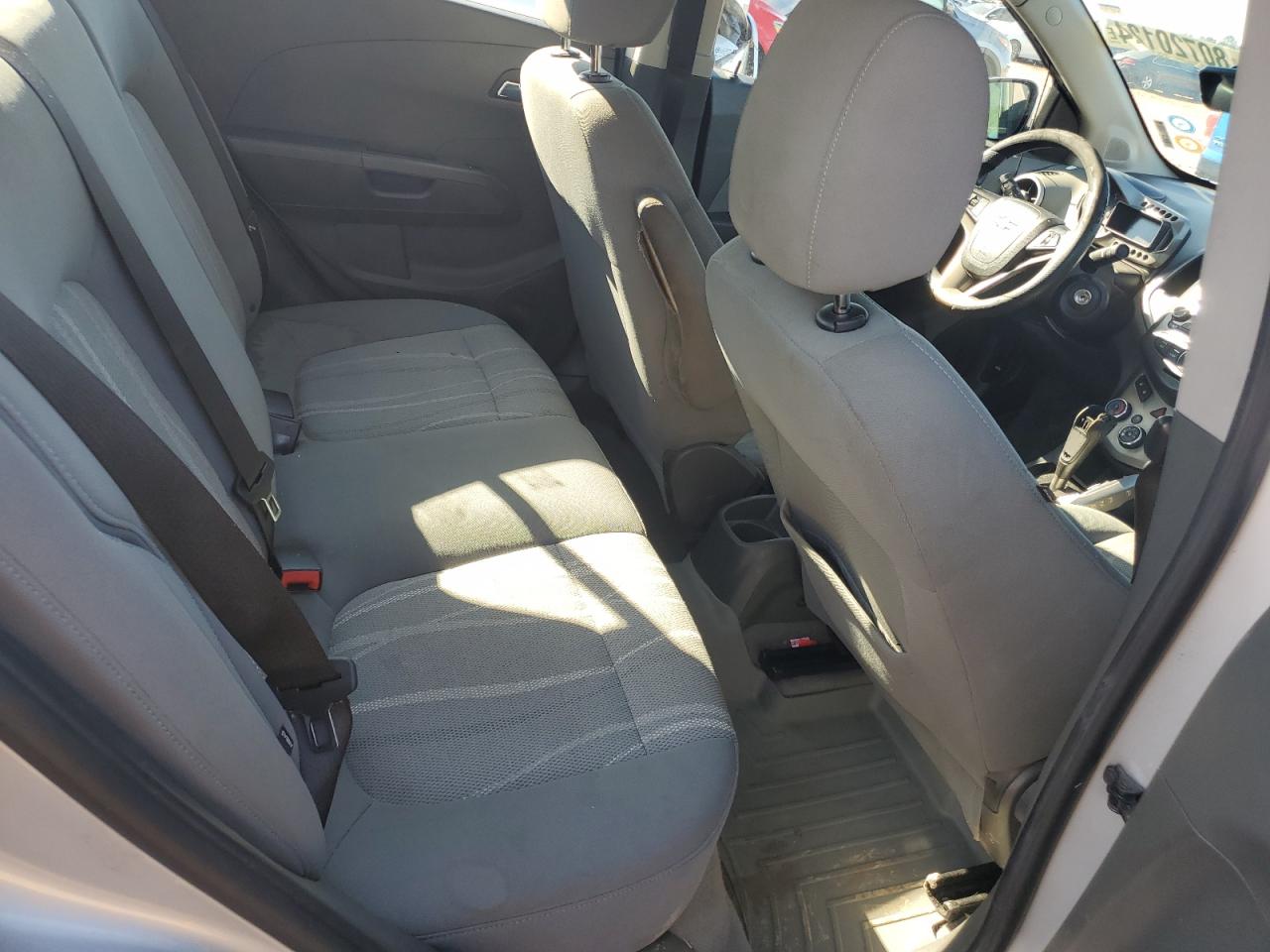 2014 Chevrolet Sonic - Image 11