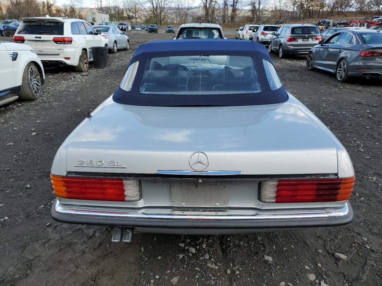 1975 Mercedes-Benz 280-Class VIN: 10704212000280 Lot: 79363254