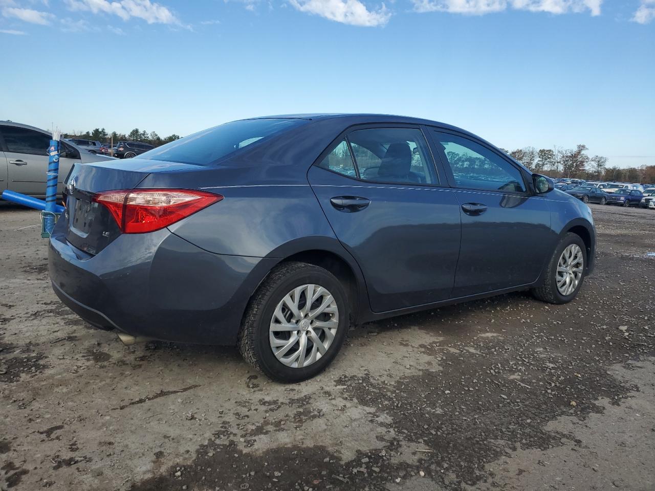 2017 Toyota Corolla - Image 3