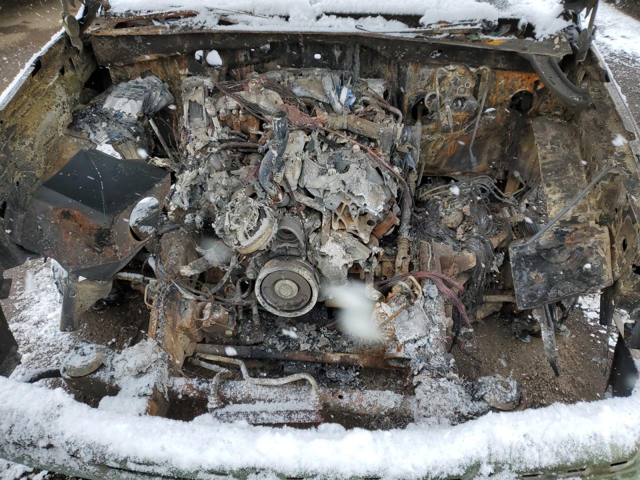 2006 Chevrolet Silverado - Image 11