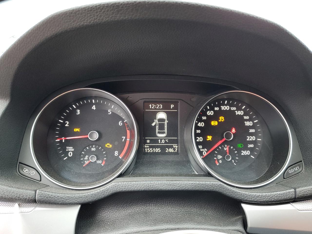 2018 Volkswagen Passat - Image 9