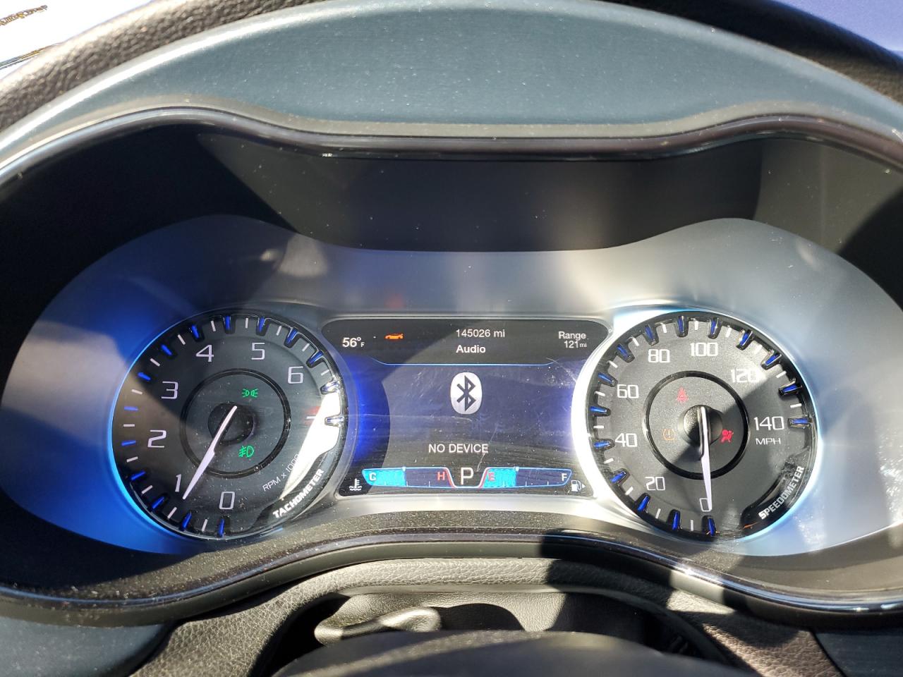 2015 Chrysler 200 - Image 9