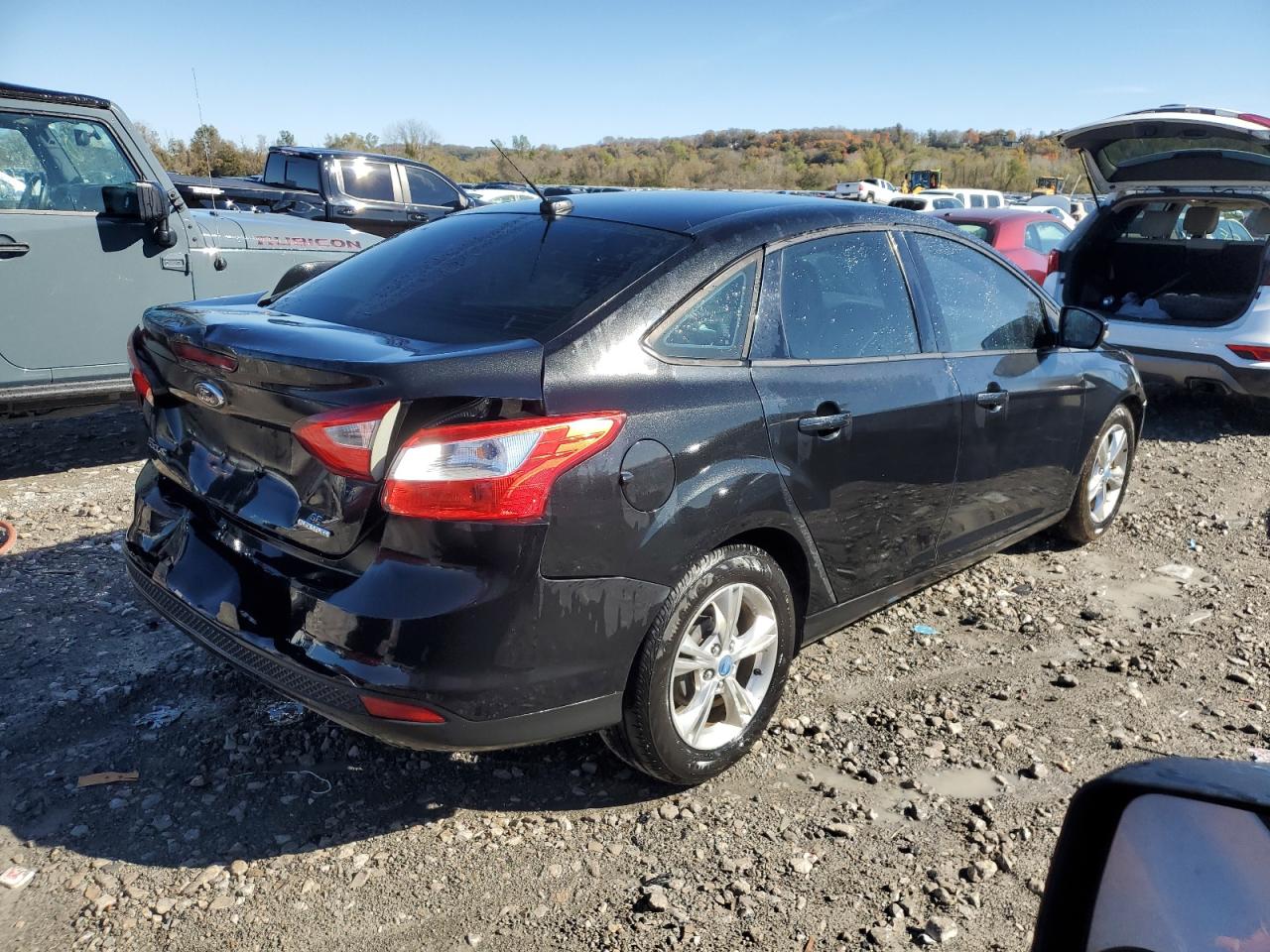 VIN 1FADP3F25DL226634 2013 FORD FOCUS no.3