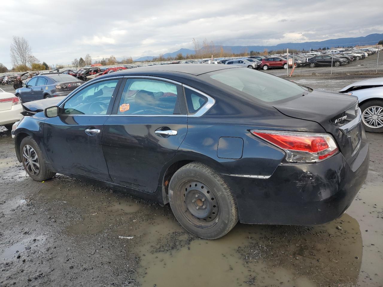 2015 Nissan Altima - Image 2