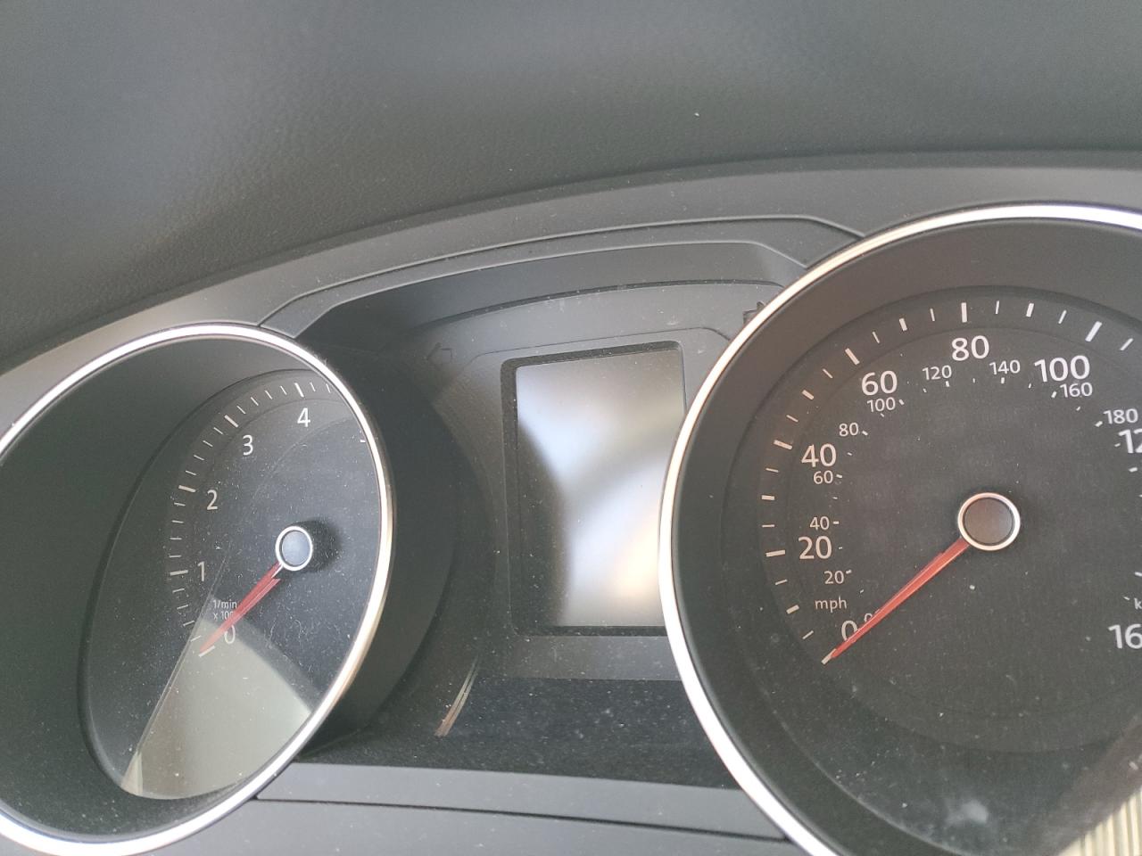 2018 Volkswagen Jetta - Image 9