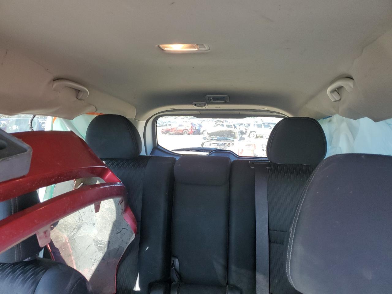 2018 Nissan Rogue - Image 10