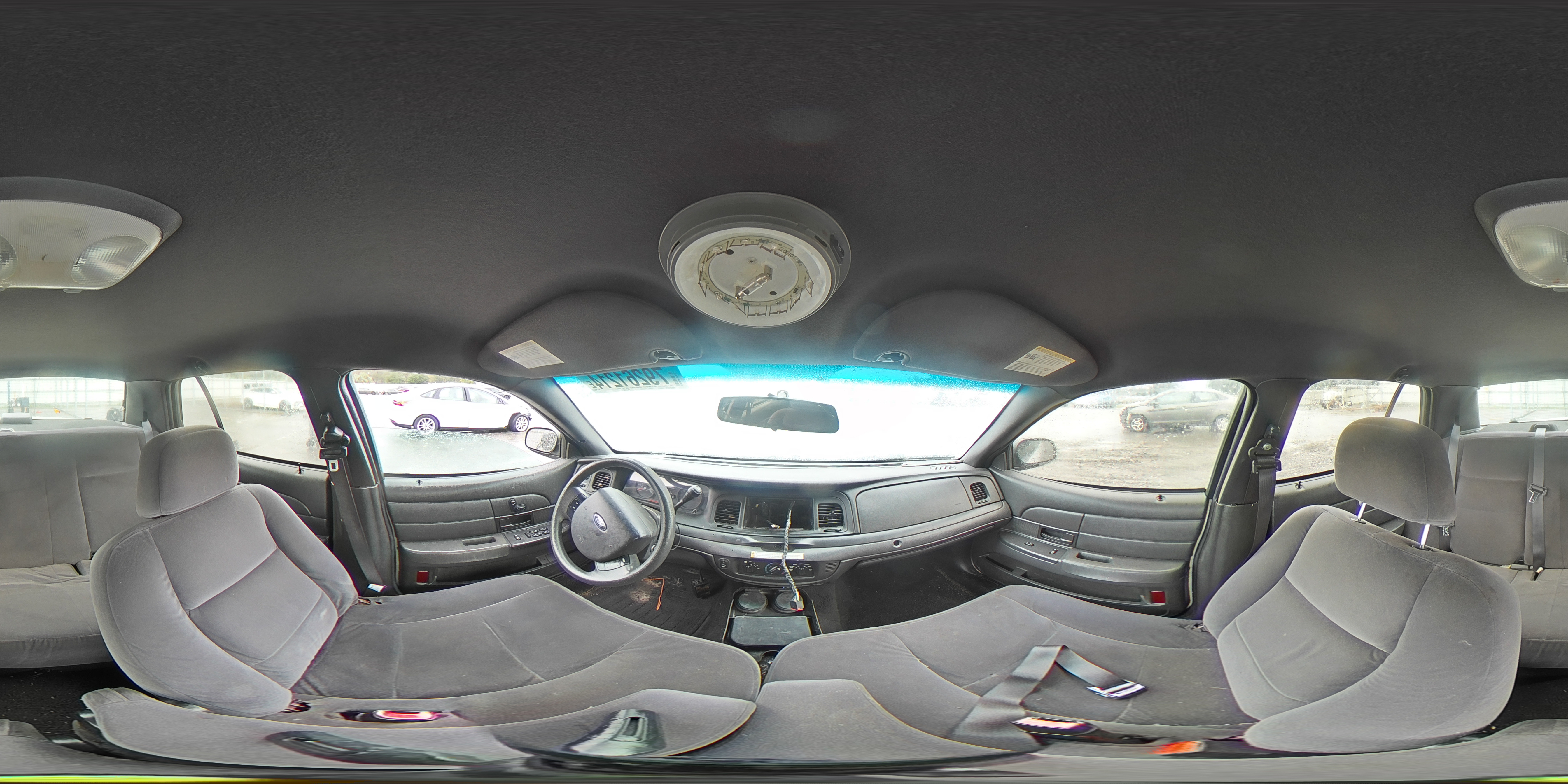2007 Ford Crown Victoria - Image 13