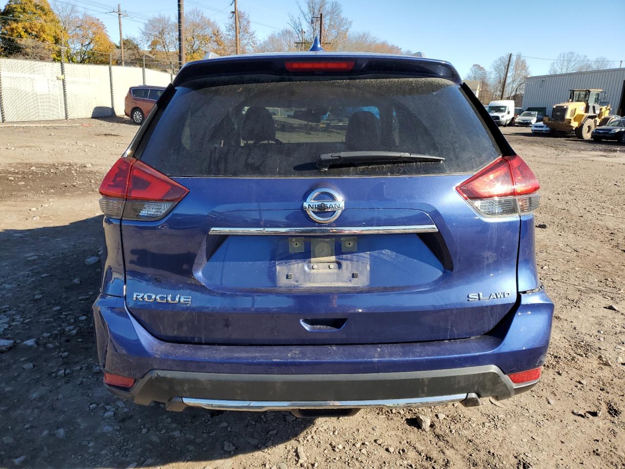 2018 Nissan Rogue S VIN: JN8AT2MV1JW318547 Lot: 80499054