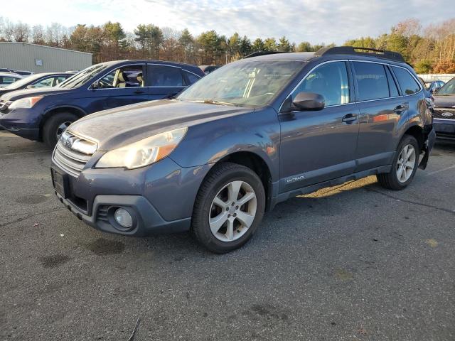 2014 Subaru Outback 2.5I Premium na sprzedaż w Exeter, RI - Rear End