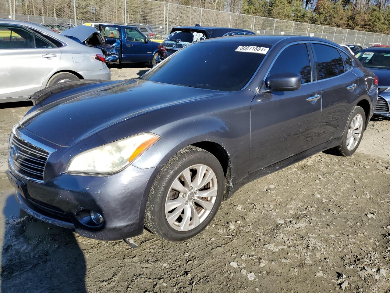 2011 Infiniti M - Image 1