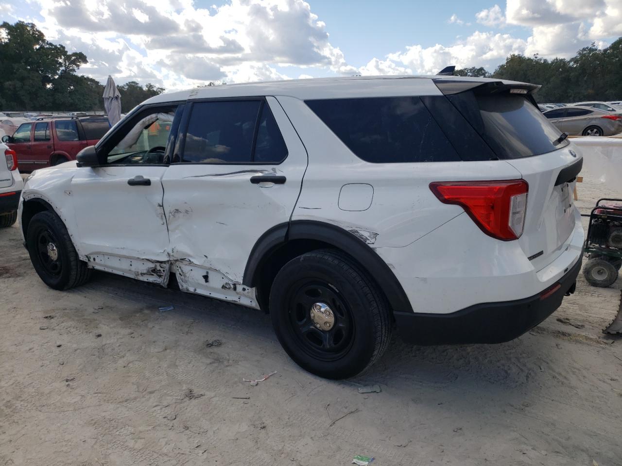 2020 Ford Explorer - Image 2