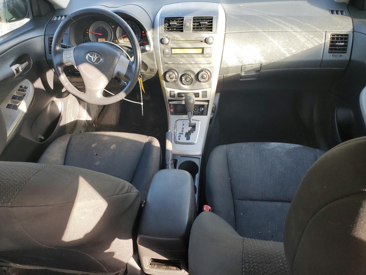 2010 Toyota Corolla - Image 8