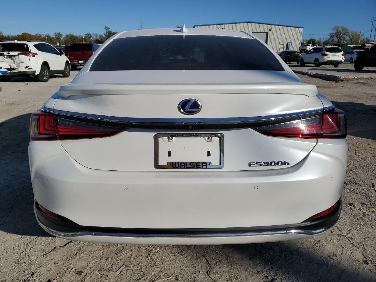 2021 Lexus ES - Image 6