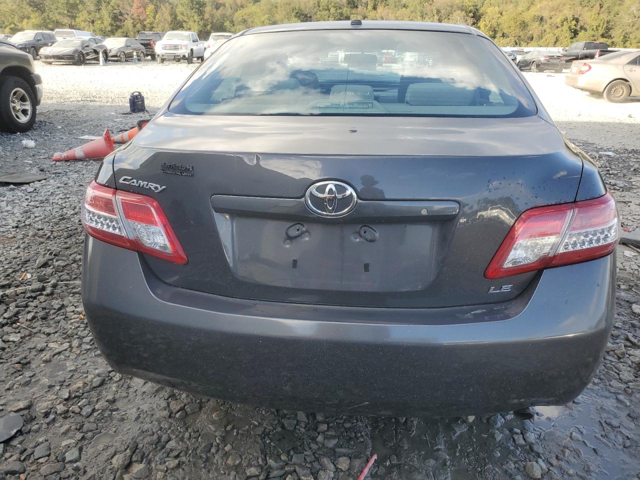 2011 Toyota Camry - Image 6