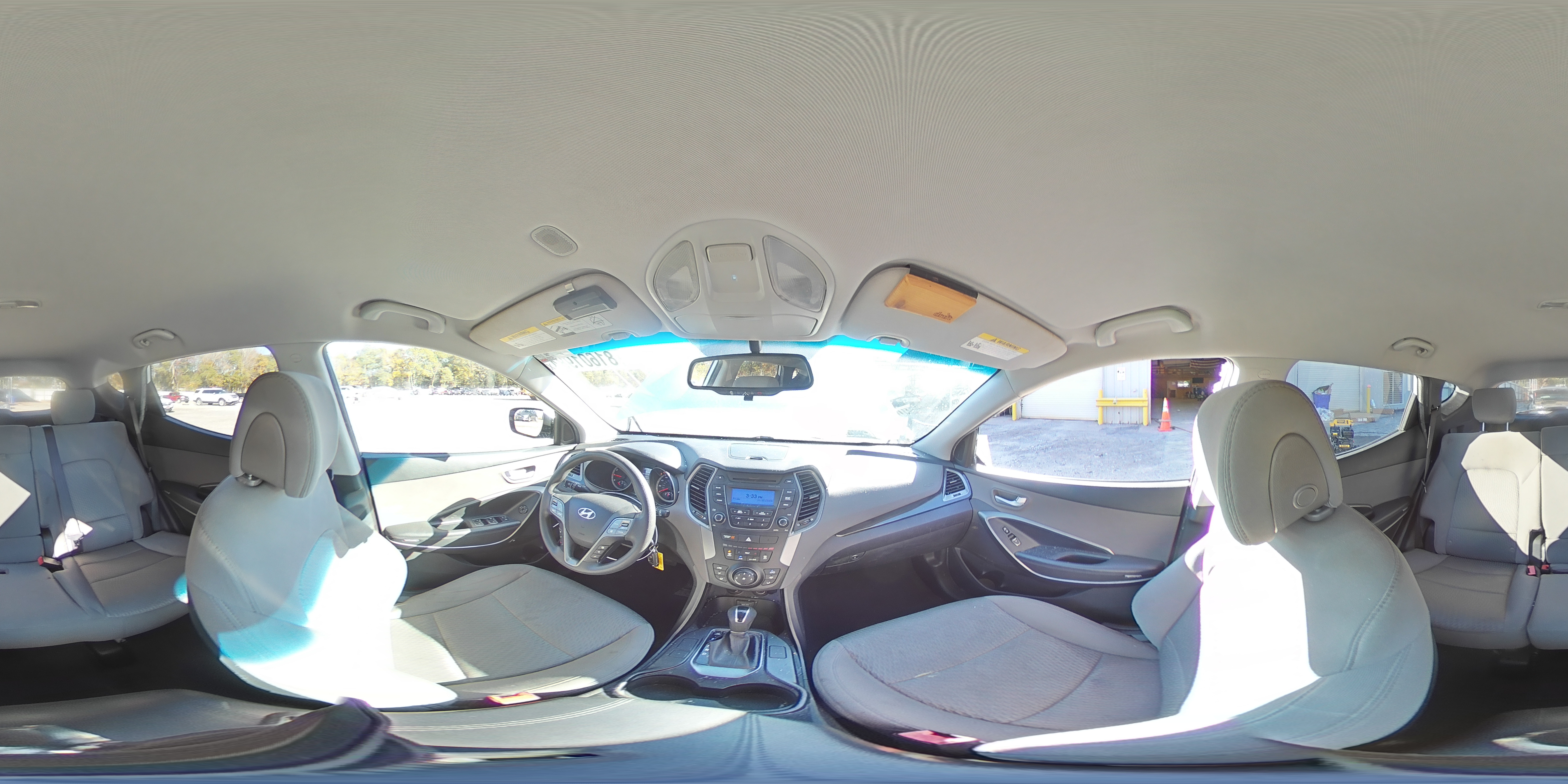 2014 Hyundai Santa Fe - Image 15