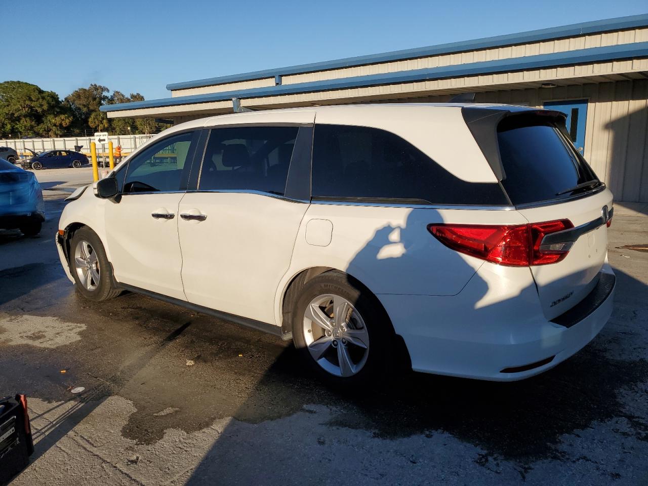 2020 Honda Odyssey - Image 2