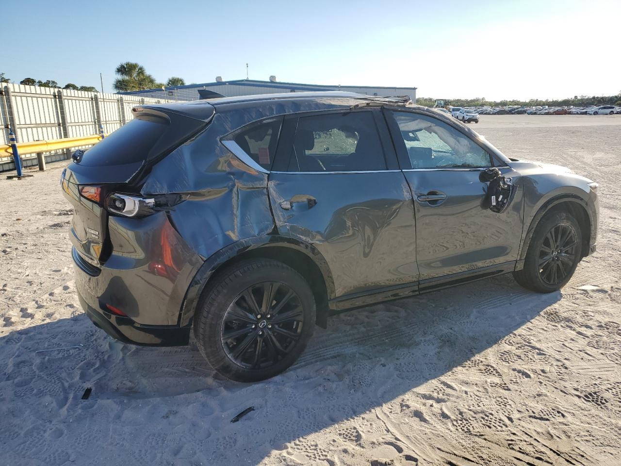 2022 Mazda CX-5 - Image 3