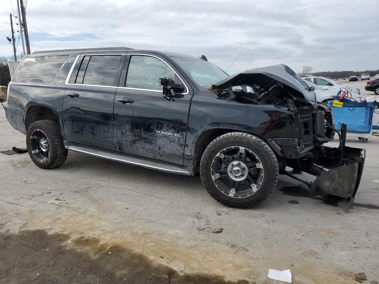 2018 GMC Yukon - Image 4