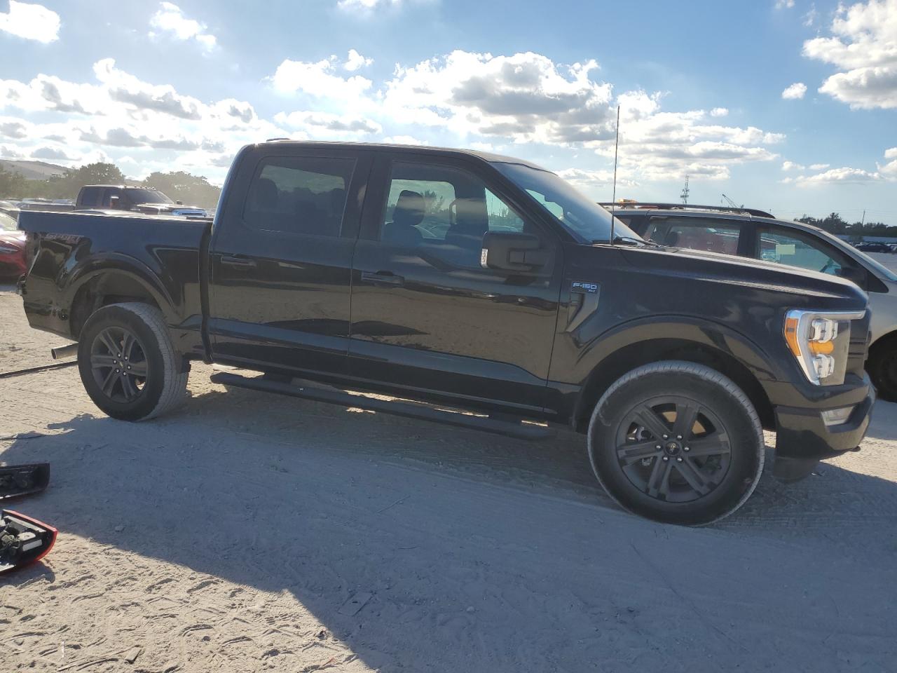 VIN 1FTEW1EP4NFA24354 2022 FORD F-150 no.4