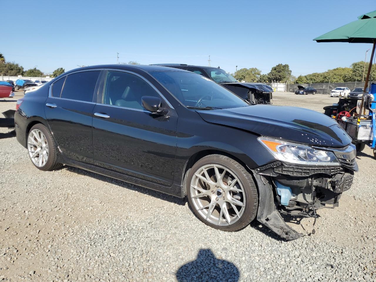 2017 Honda Accord Sport Special Edition VIN: 1HGCR2F11HA270974 Lot: 81064984