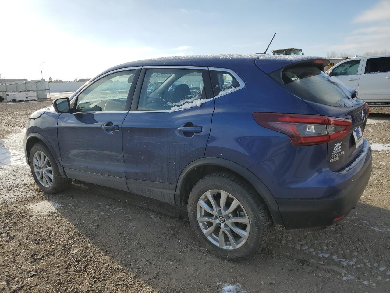 2021 Nissan Rogue - Image 2
