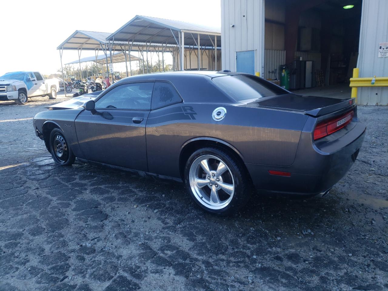 VIN 2C3CDYBT6DH646771 2013 DODGE CHALLENGER no.2