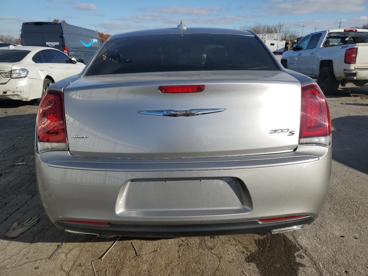 2016 Chrysler 300 - Image 6