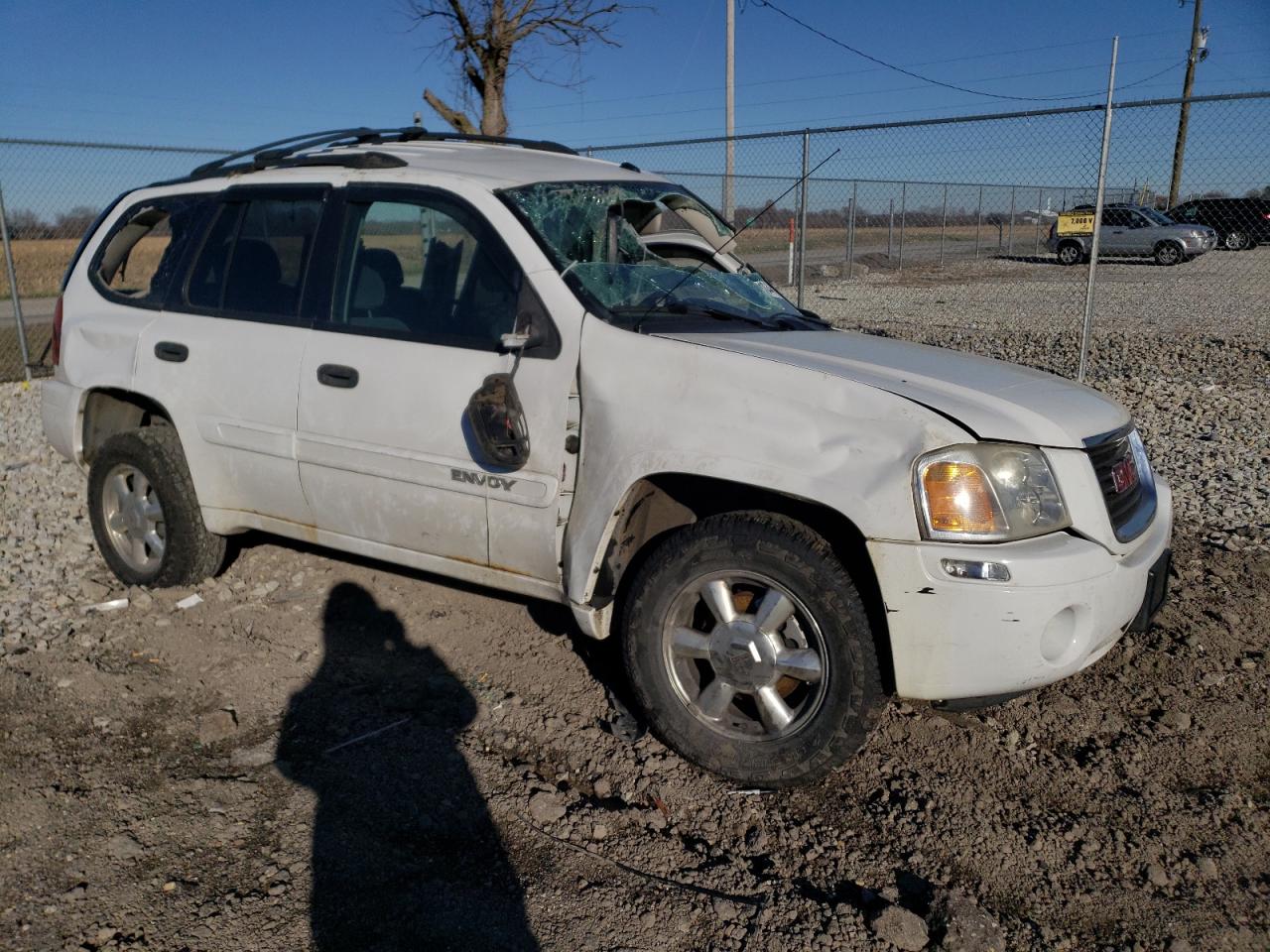 2005 GMC Envoy - Image 4