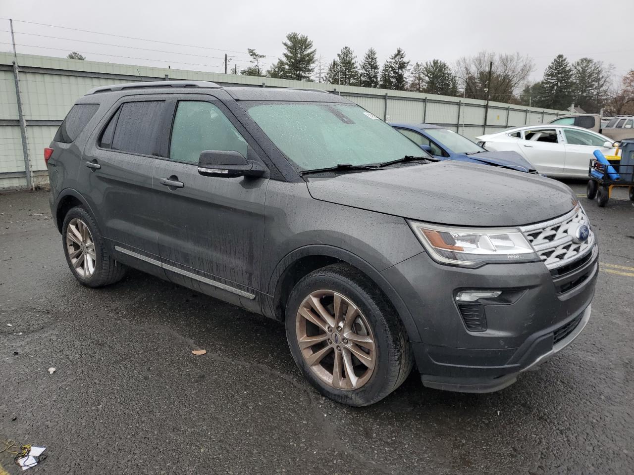 2019 Ford Explorer - Image 4