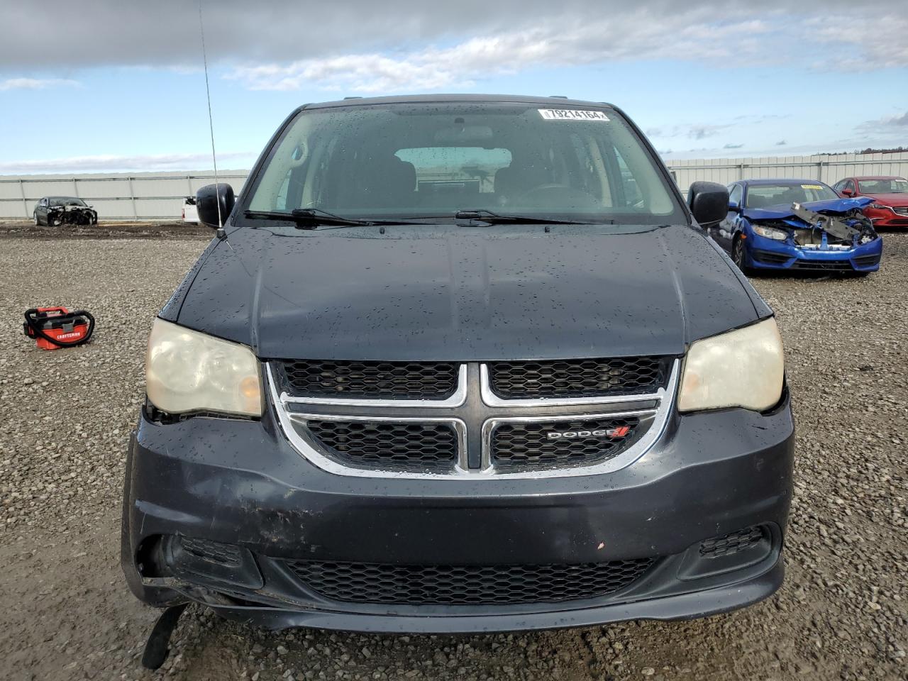 2014 Dodge Caravan - Image 5