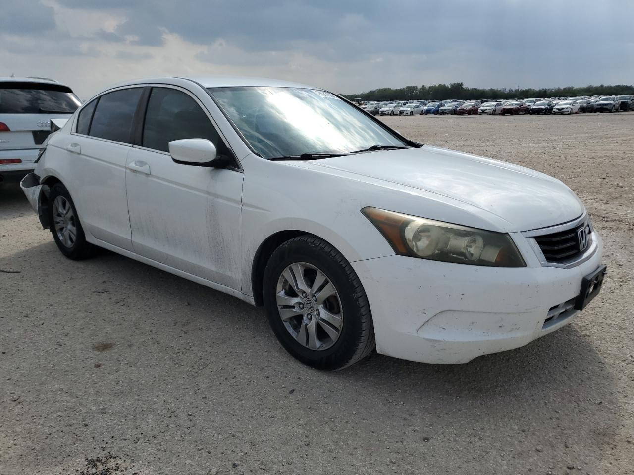 2009 Honda Accord - Image 4