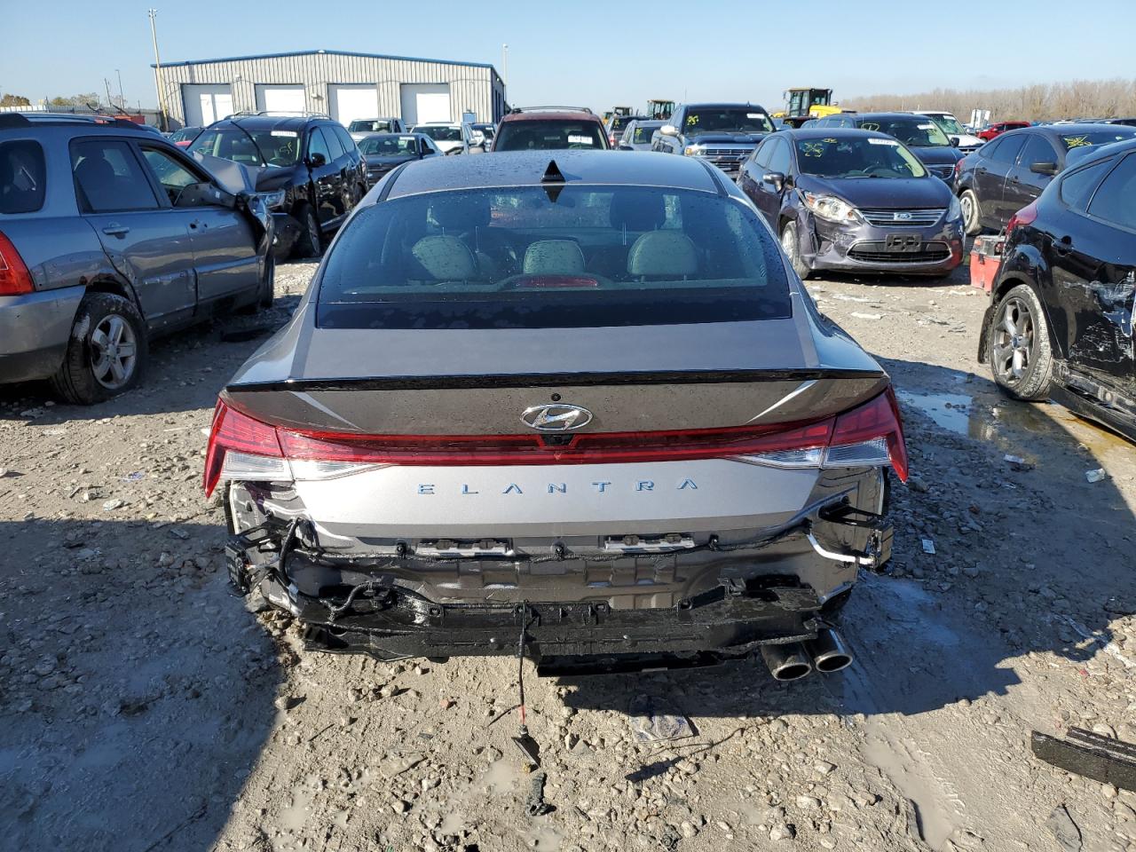 2023 Hyundai Elantra - Image 6
